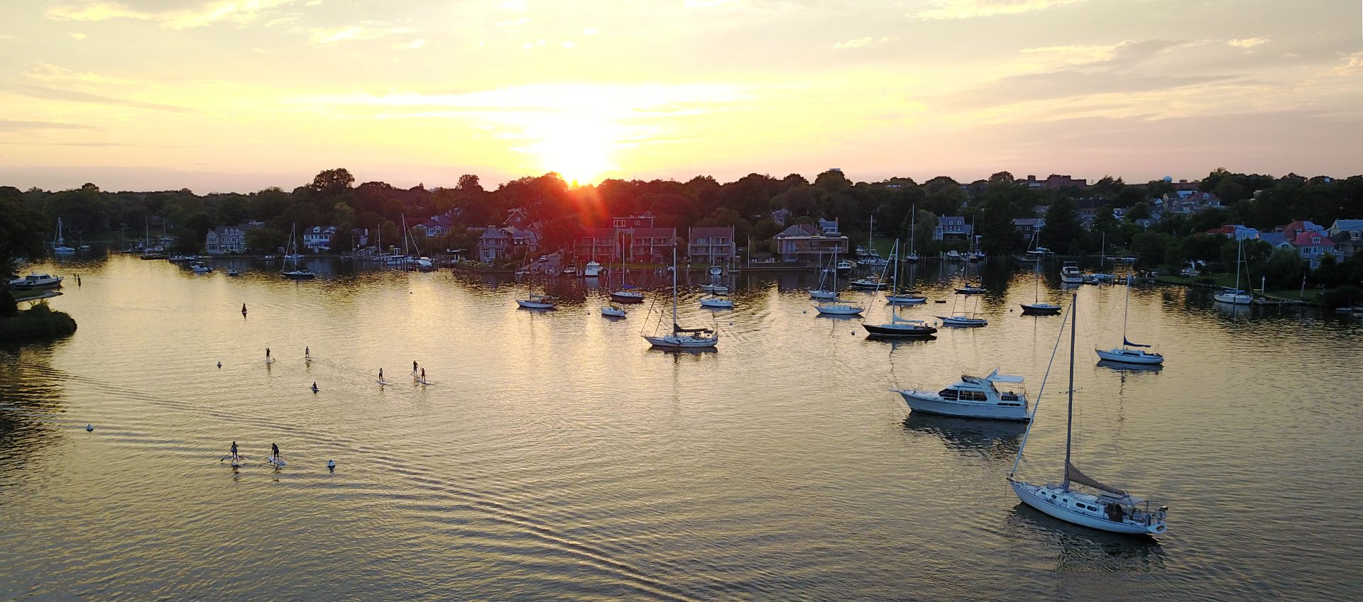 DJI_0016-1920×0-cropped a small boat in a body of water