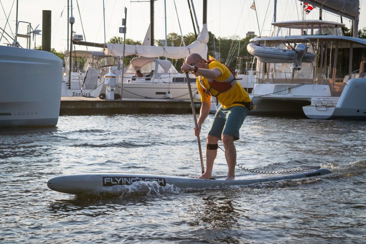 flying fish SUP racer